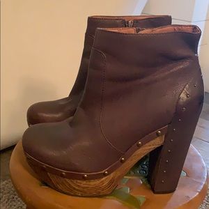 Lucky Brand booties